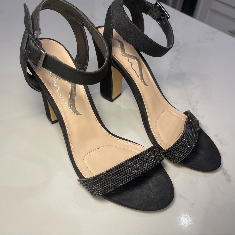 Nina Black Sparkling Heels - Picture 2 of 16